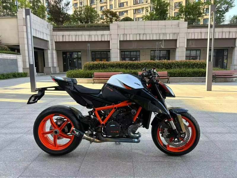 二手KTMR2R1290 Super Duke