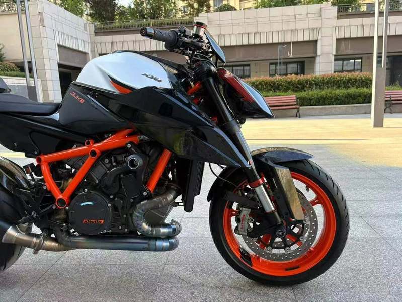 二手KTMR2R1290 Super Duke