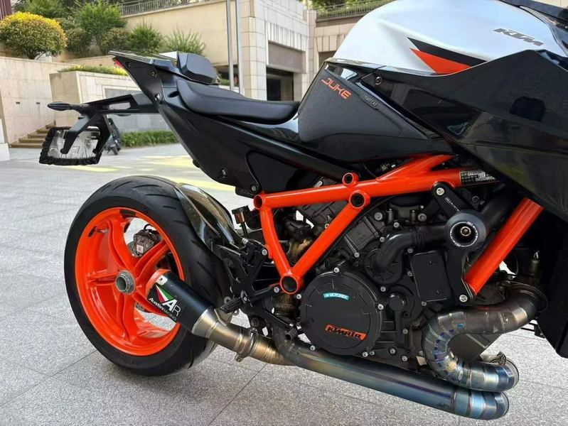 二手KTMR2R1290 Super Duke