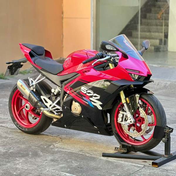 二手张雪机车500RR
