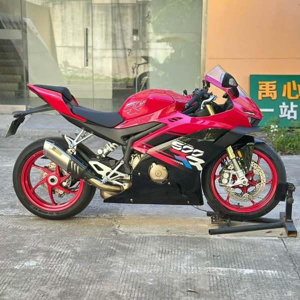 二手张雪机车500RR
