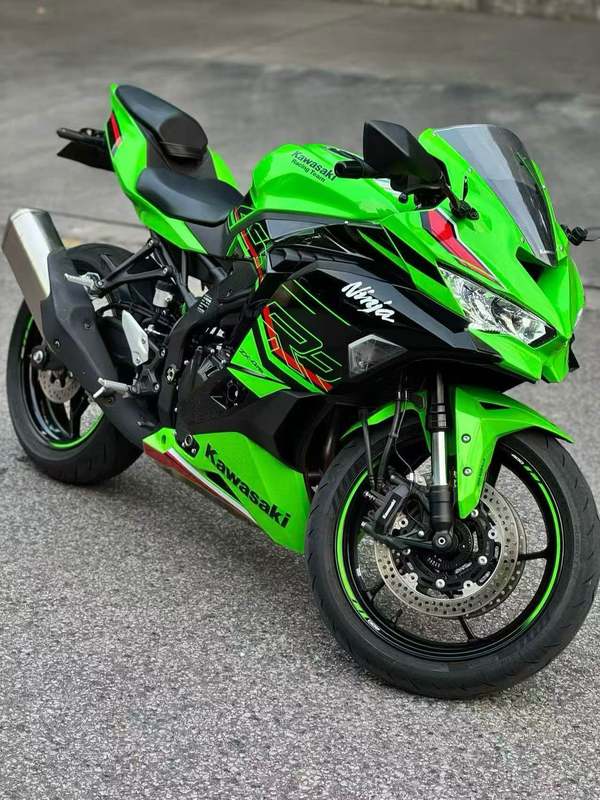 二手川崎ZX-4R