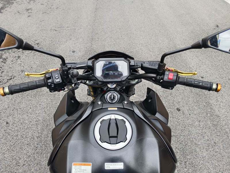 二手川崎Z900