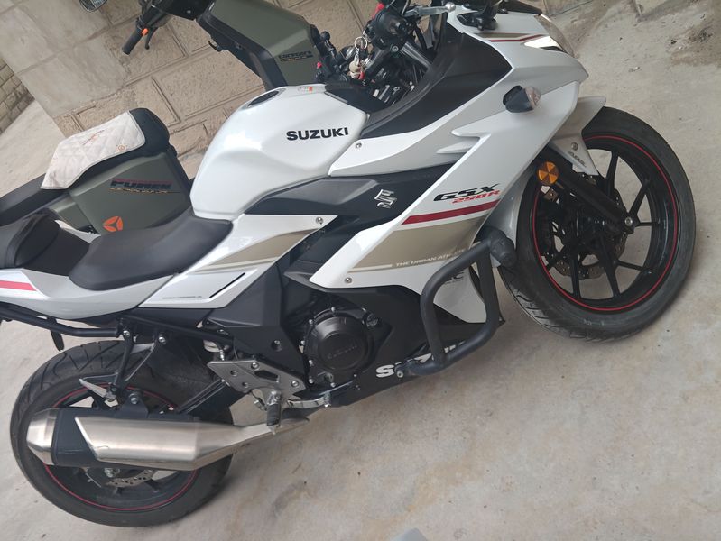 二手豪爵铃木GSX250R