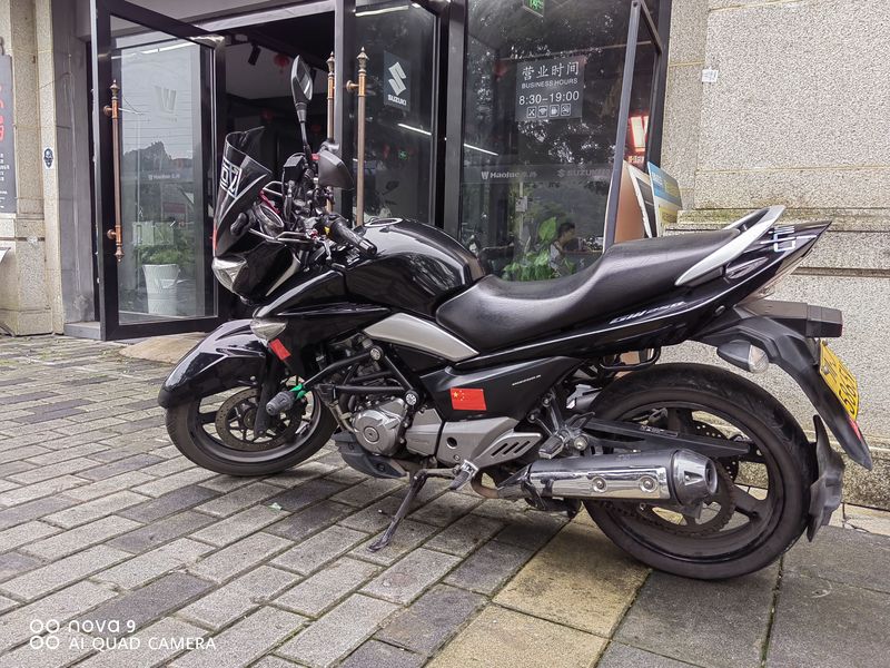 二手豪爵铃木骊驰 GW250