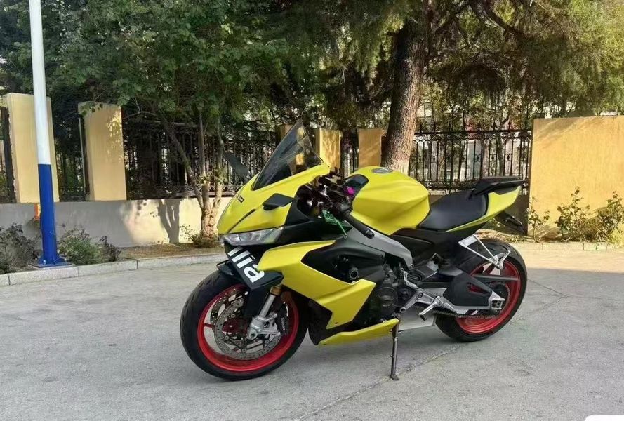 二手阿普利亚RS 660 