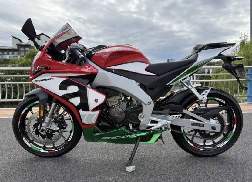 二手宗申阿普利亚GPR250R