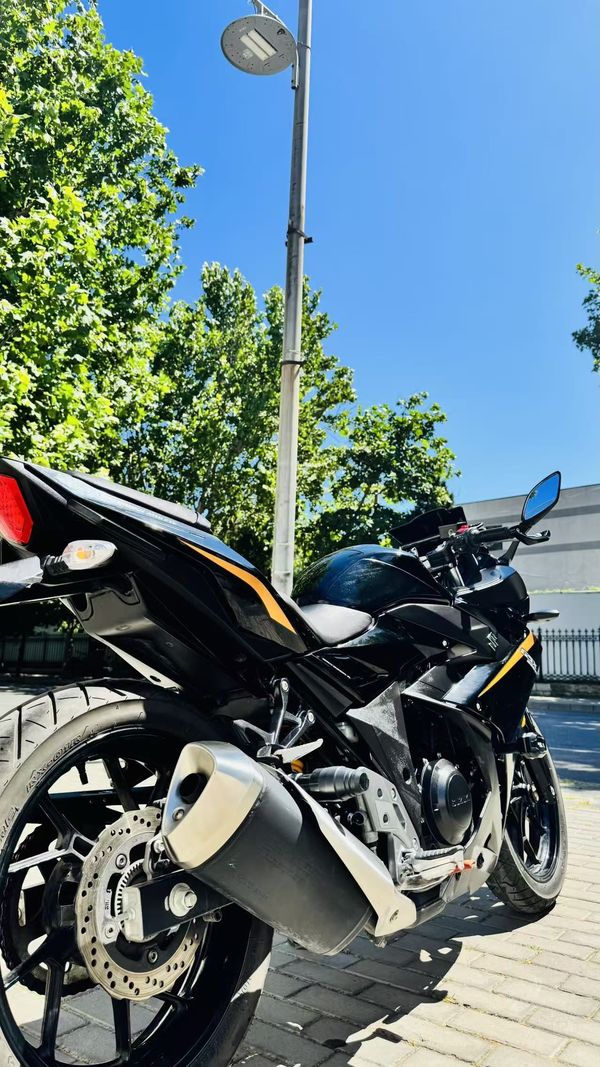 二手豪爵铃木GSX250R