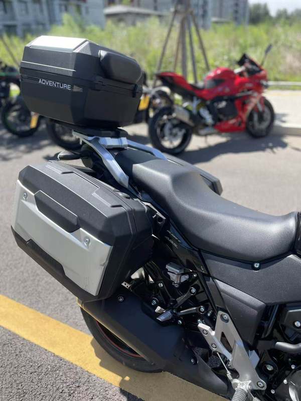 二手豪爵铃木DL250