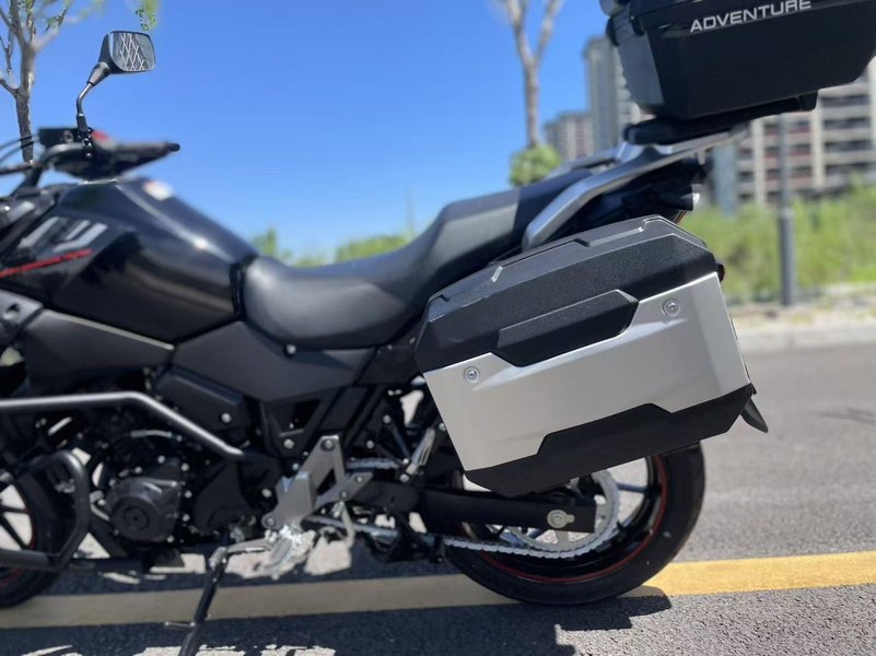 二手豪爵铃木DL250