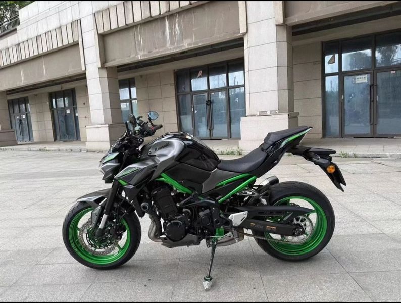 二手川崎Z900