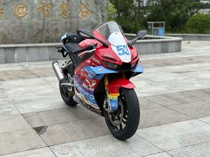 二手张雪机车820RR