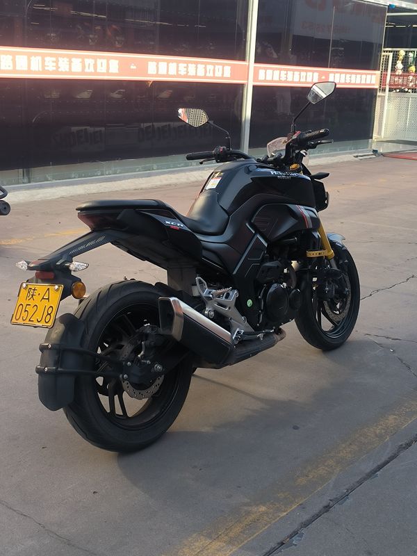 二手豪爵XCR300