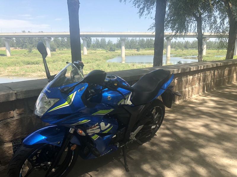 二手济南铃木极客飒 Gixxer 155