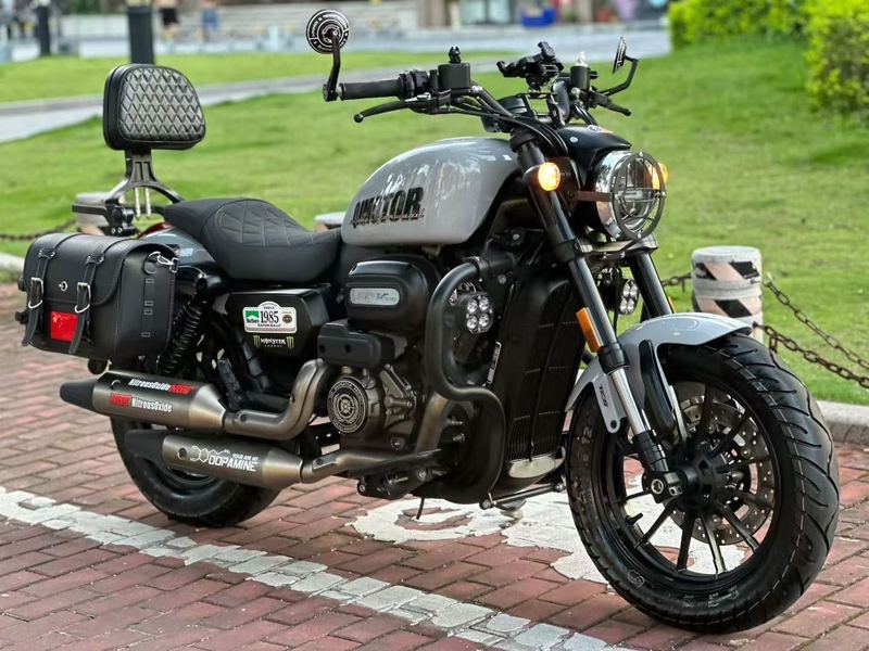 二手QJMOTOR闪300
