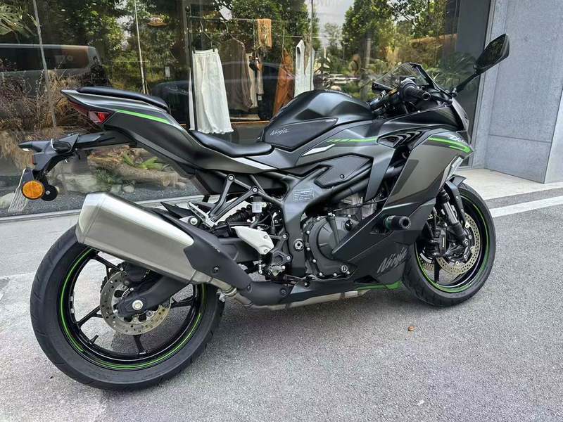 二手川崎ZX-4R