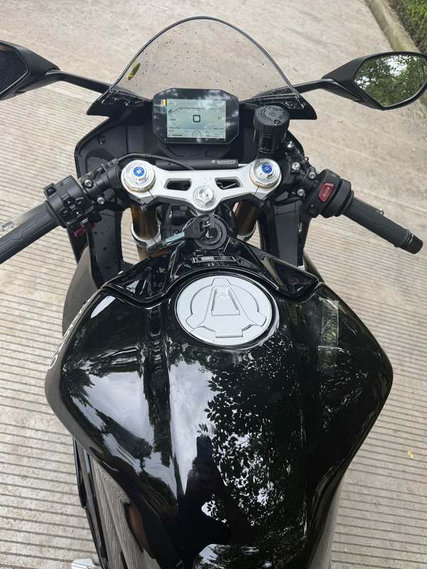 二手张雪机车500RR