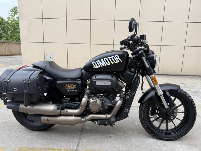 二手QJMOTOR闪300