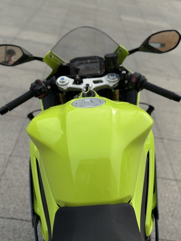 二手张雪机车500RR