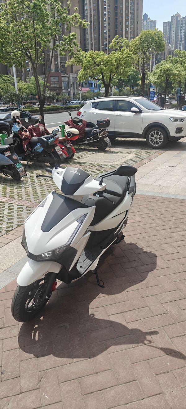 二手五羊本田NWX125