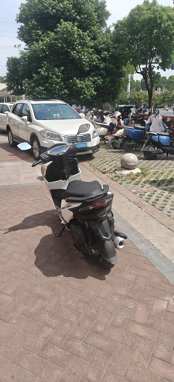 二手五羊本田NWX125