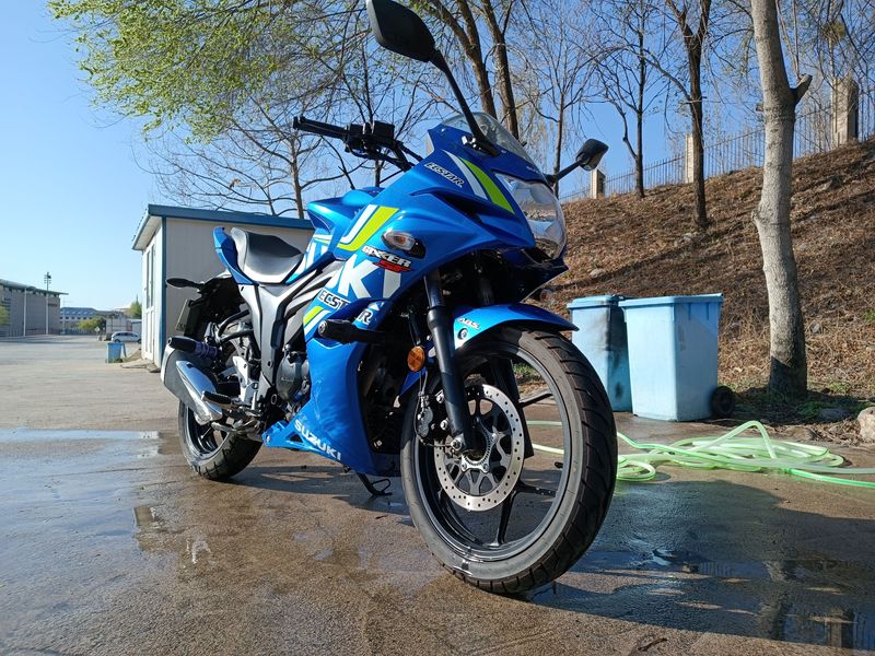 二手济南铃木极客飒 Gixxer 155