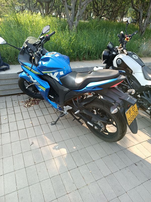 二手济南铃木极客飒 Gixxer 155