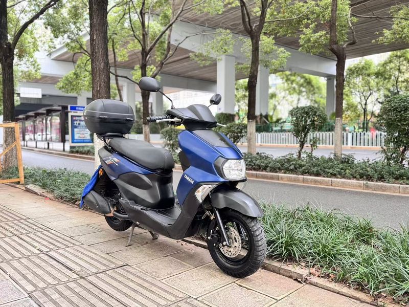 二手建设雅马哈旭鹰125