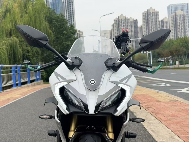 二手春风250SR