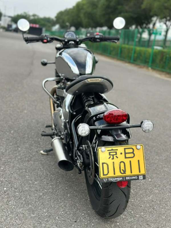 二手凯旋Bonneville Bobber