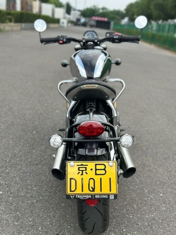 二手凯旋Bonneville Bobber