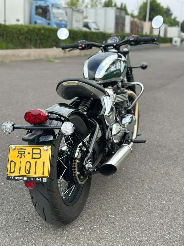 二手凯旋Bonneville Bobber