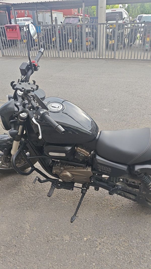 二手QJMOTOR闪300