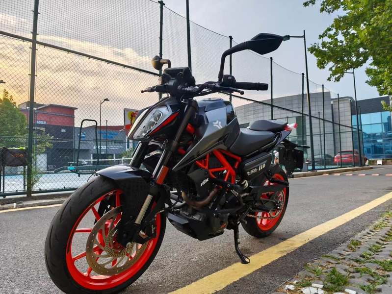 二手KTMR2R390 Duke