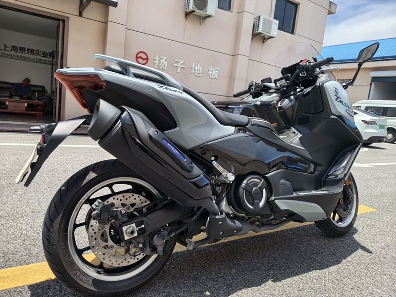 二手雅马哈TMAX