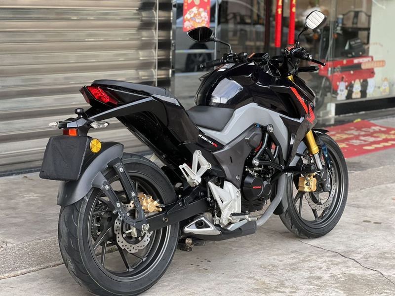 二手五羊本田CB190R 暴锋眼