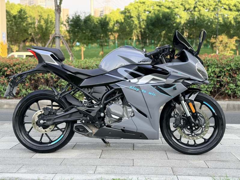 二手春风250SR