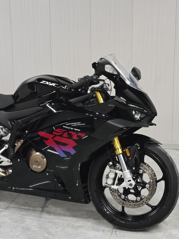 二手张雪机车500RR