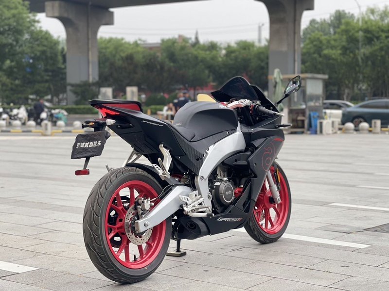 二手宗申阿普利亚GPR250R