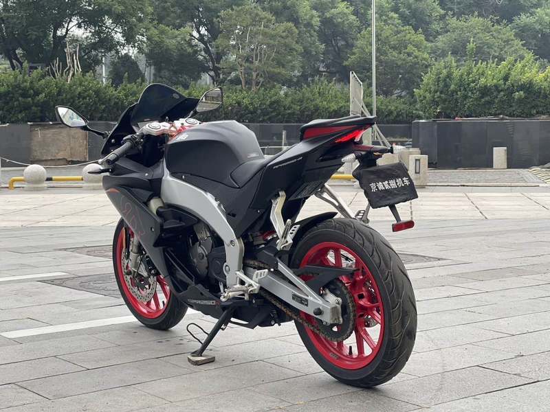 二手宗申阿普利亚GPR250R