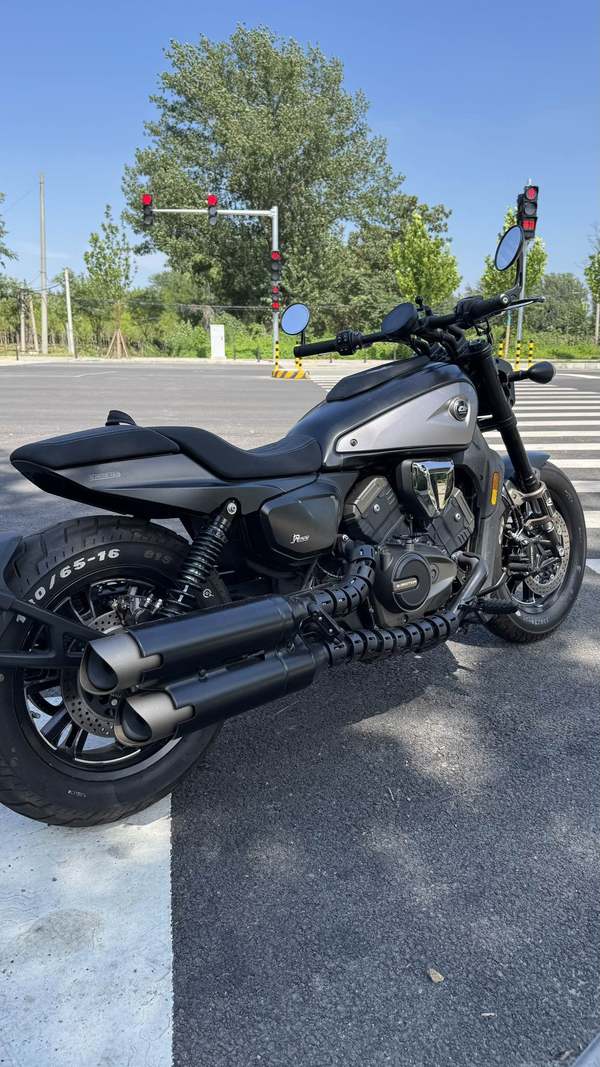 二手QJMOTOR闪600