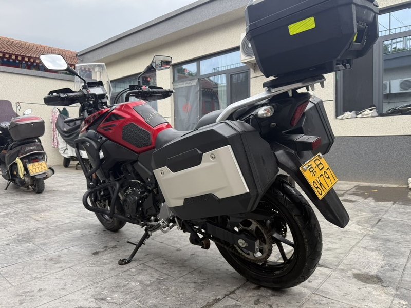 二手豪爵铃木DL250