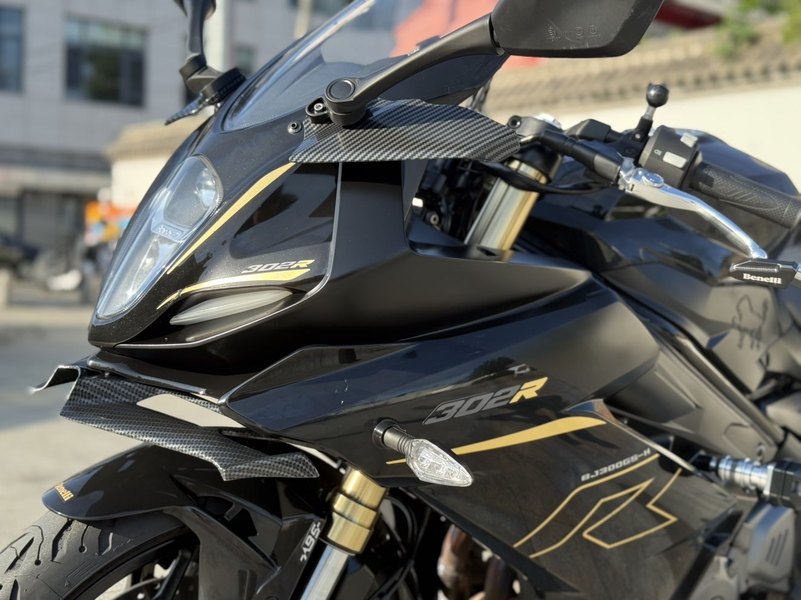 二手贝纳利龙卷风 Tornado 302R