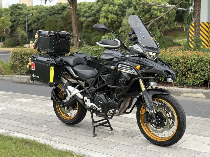 二手贝纳利TRK552