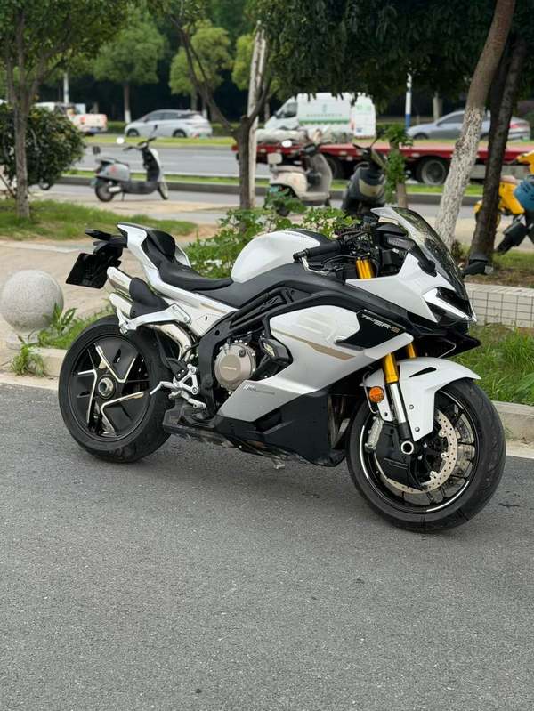 二手春风750SR-S