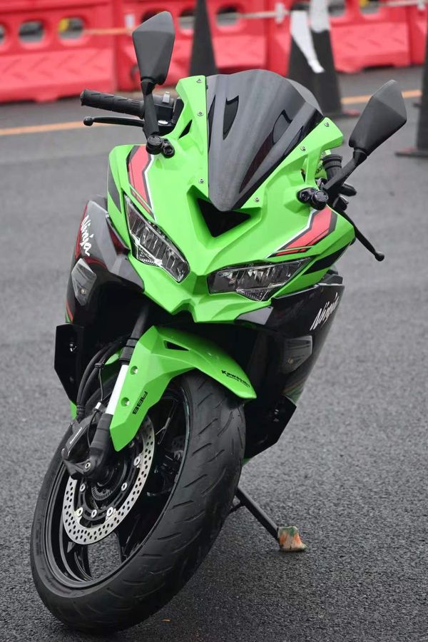 二手川崎ZX-4R