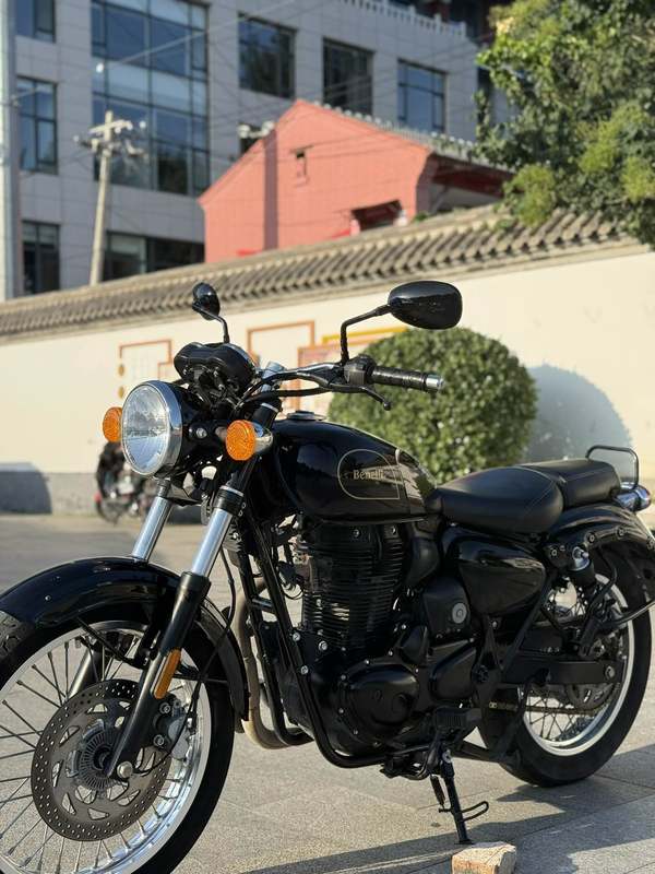 二手贝纳利帝国 imperiale 400