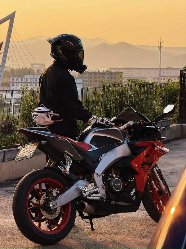 二手宗申阿普利亚GPR250R