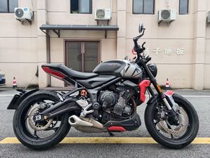 二手凯旋Trident 660