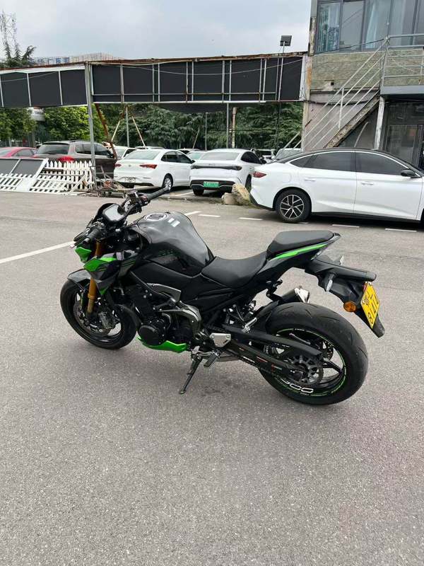 二手川崎Z900